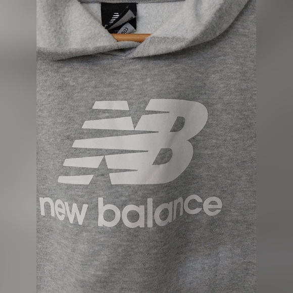New balance Pullover hoodie XL - Picture 2 of 5